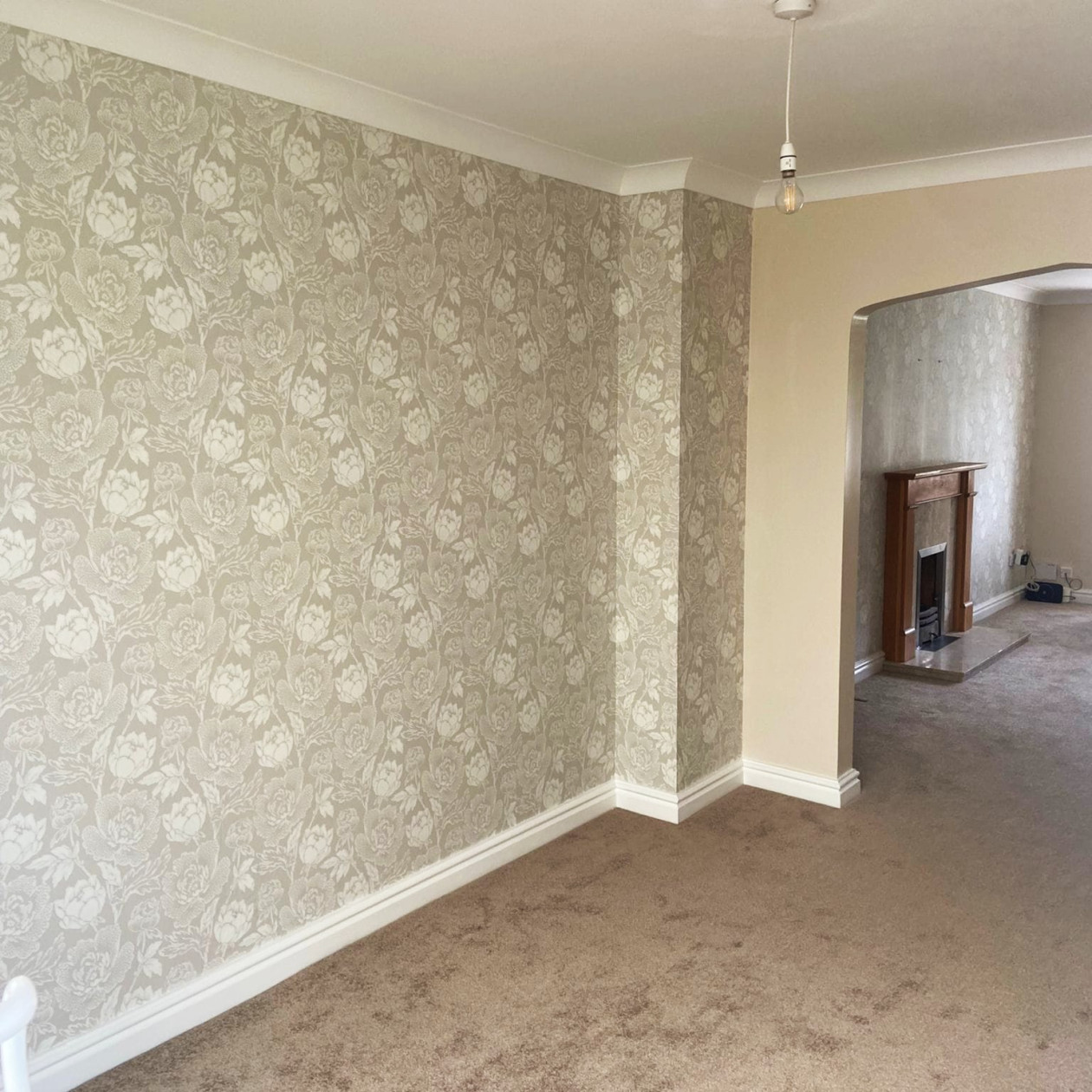 Expert Wallpapering Services in Cheshire